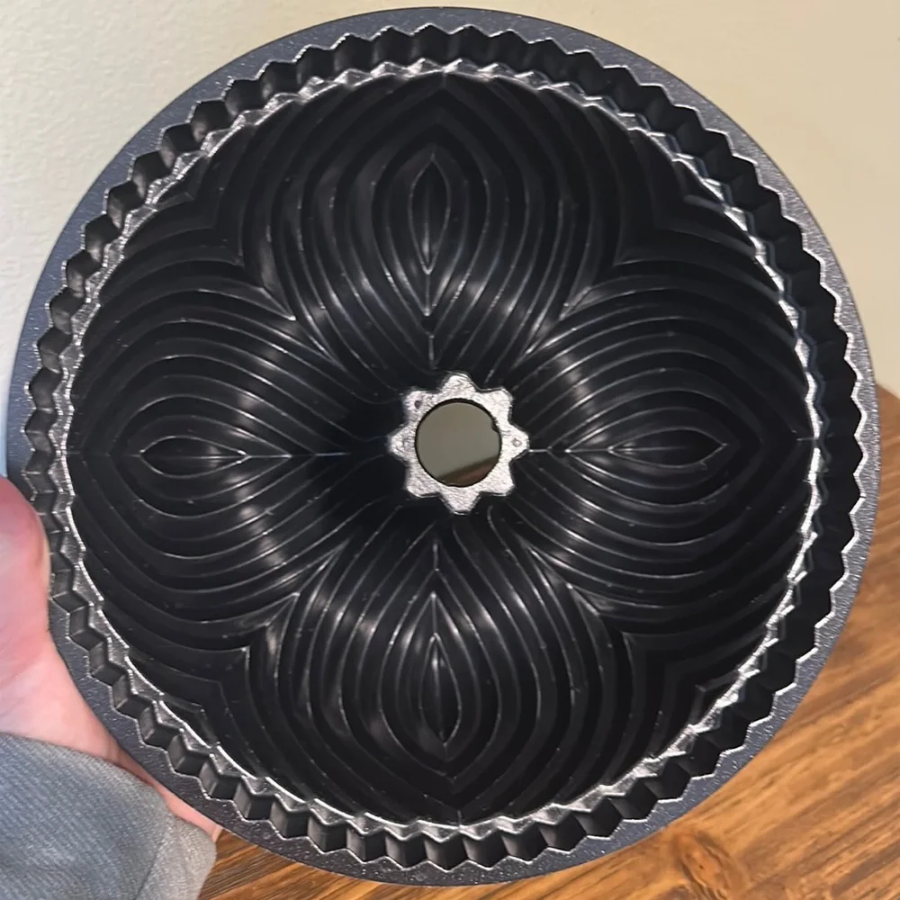 Nordic Ware Black Swirl Bundt Cake Pan